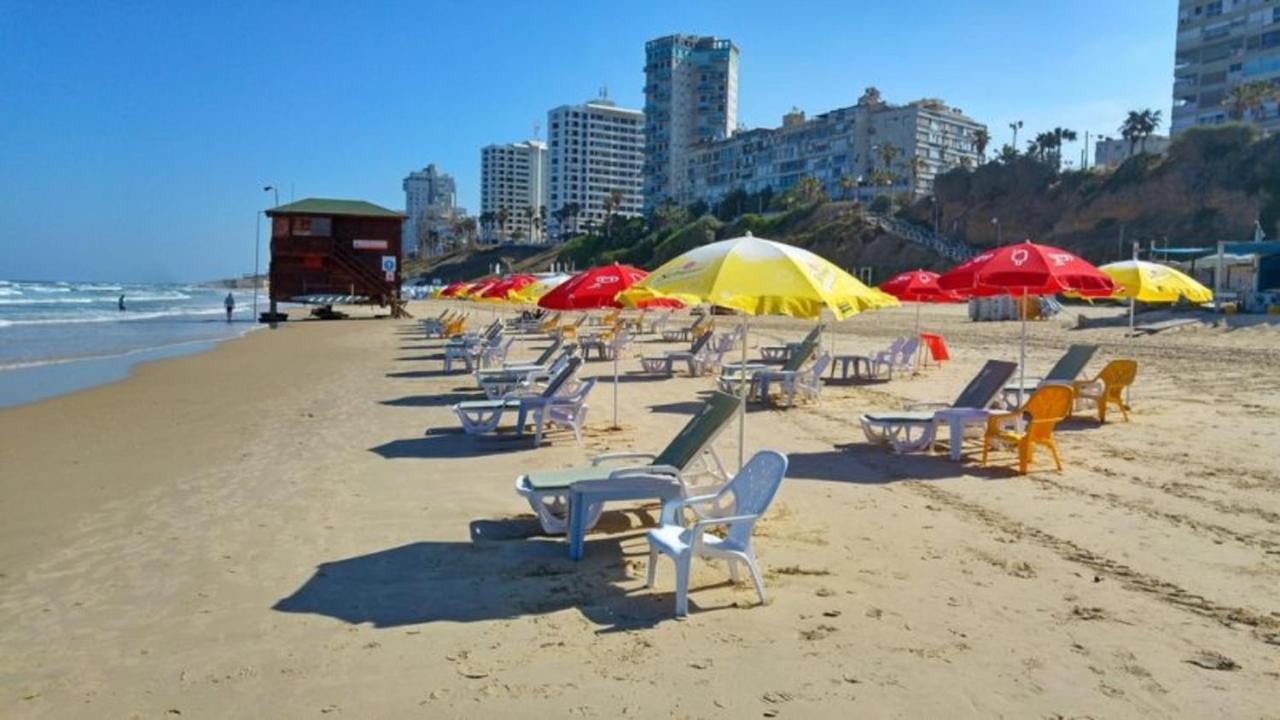 Spat Beach Бат Ям Екстериор снимка
